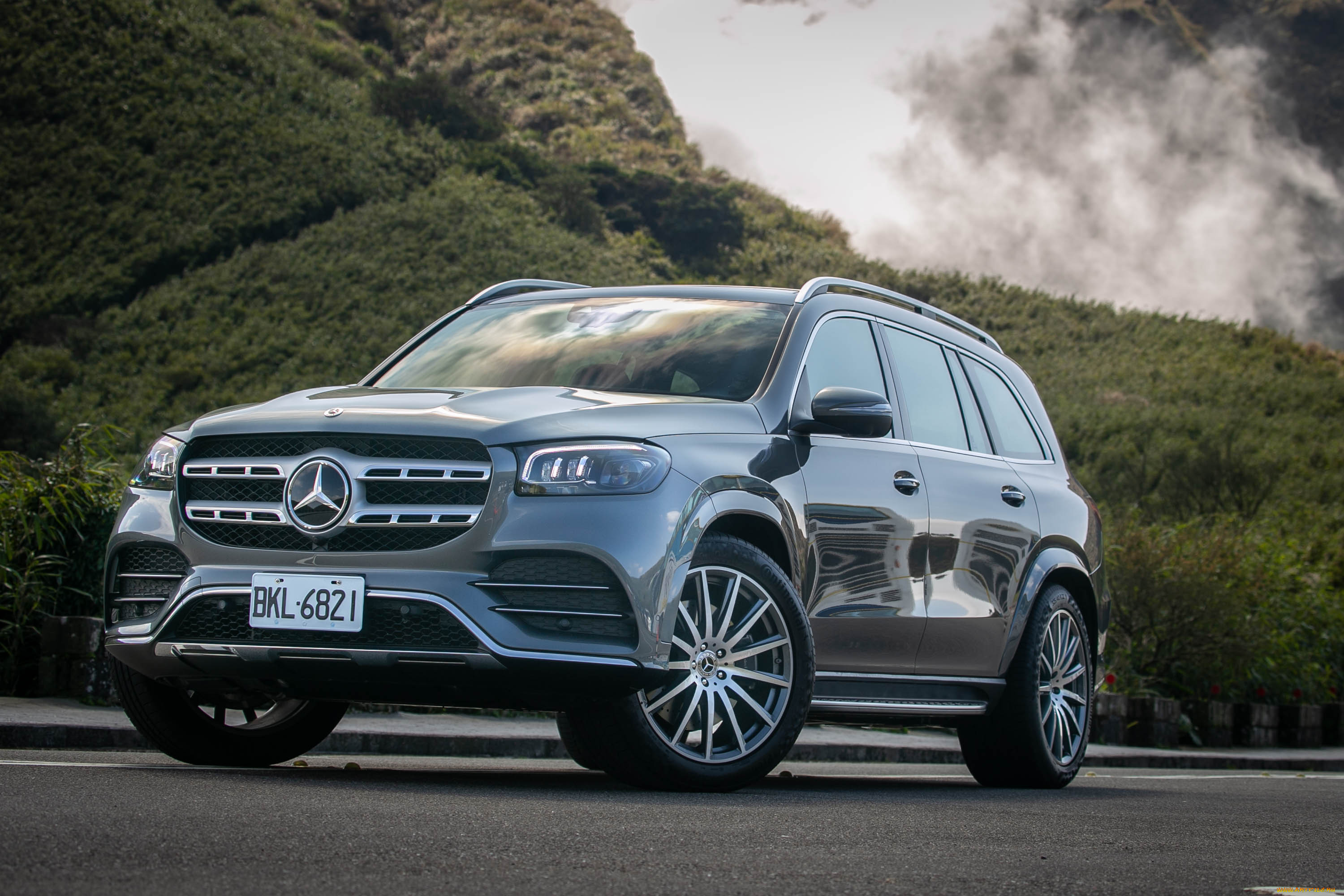 , mercedes-benz